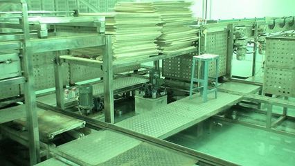 zwzk-2-全自動裝筐、卸筐機組-浙江煒馳輕工機械